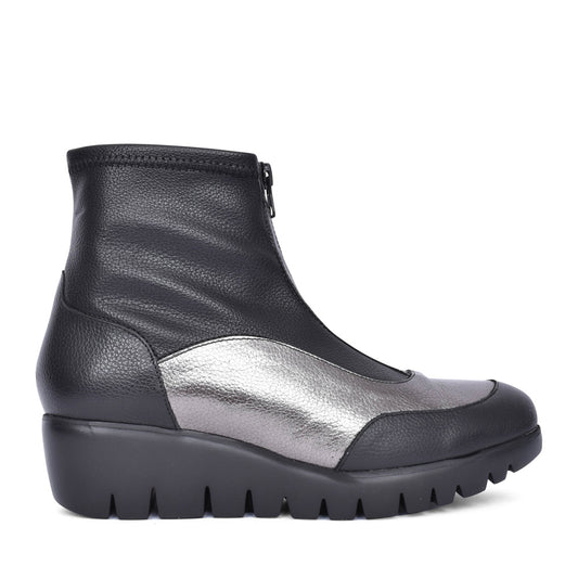 Ladies C-33302 Wedge Ankle Boot In Black