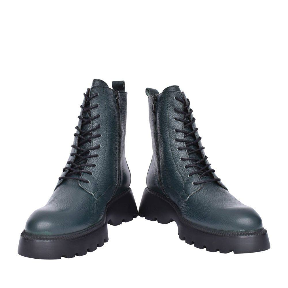 Ladies C-7205 Laced Calf Boot In Green