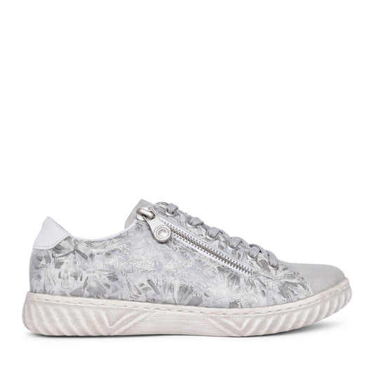Ladies N0900 Laced Trainer In Silver