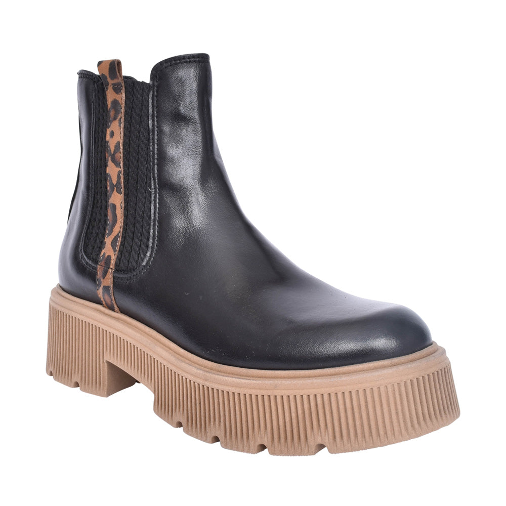 Ladies P72236 Ankle Boot In Leopard