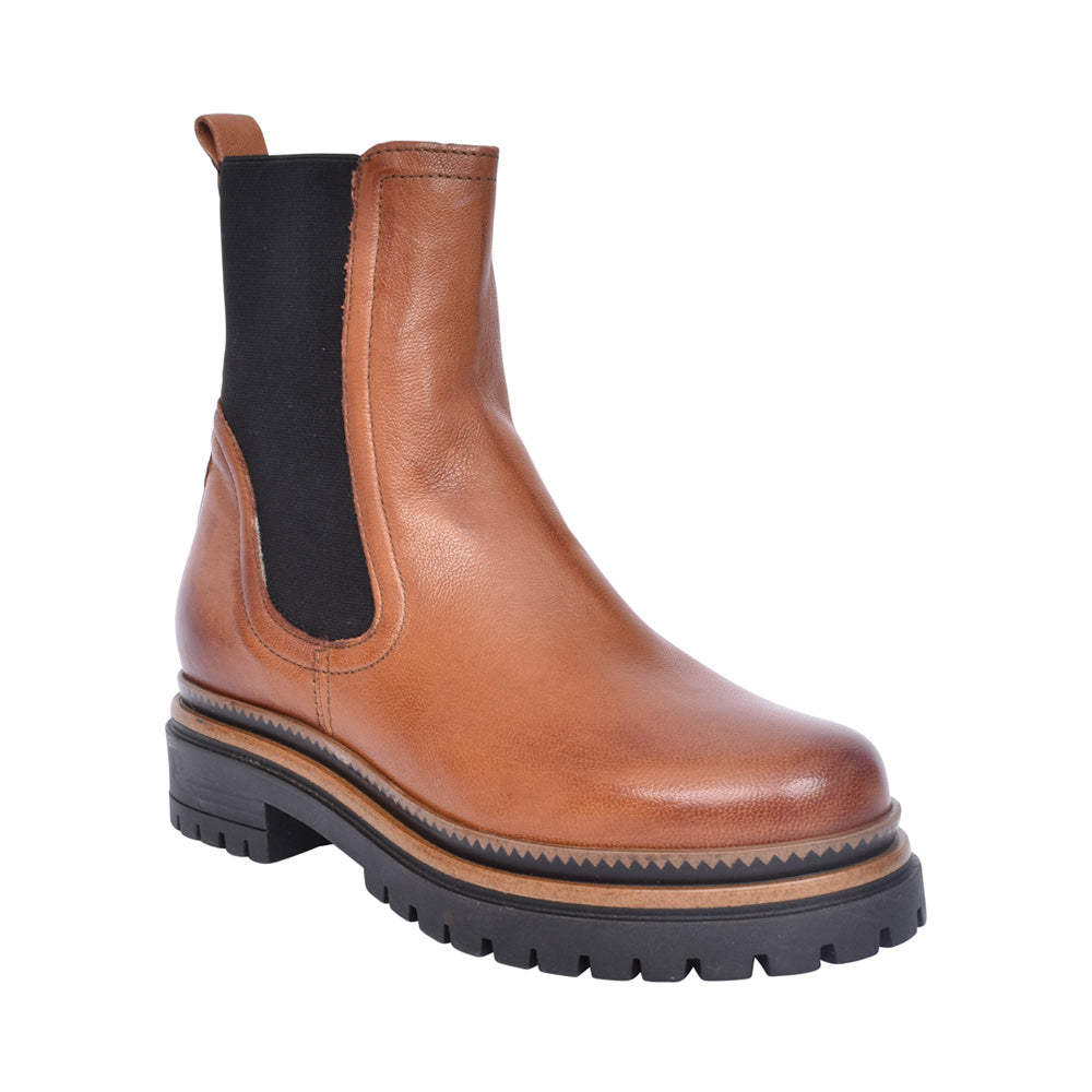Ladies T60204 Ankle Boot In Tan