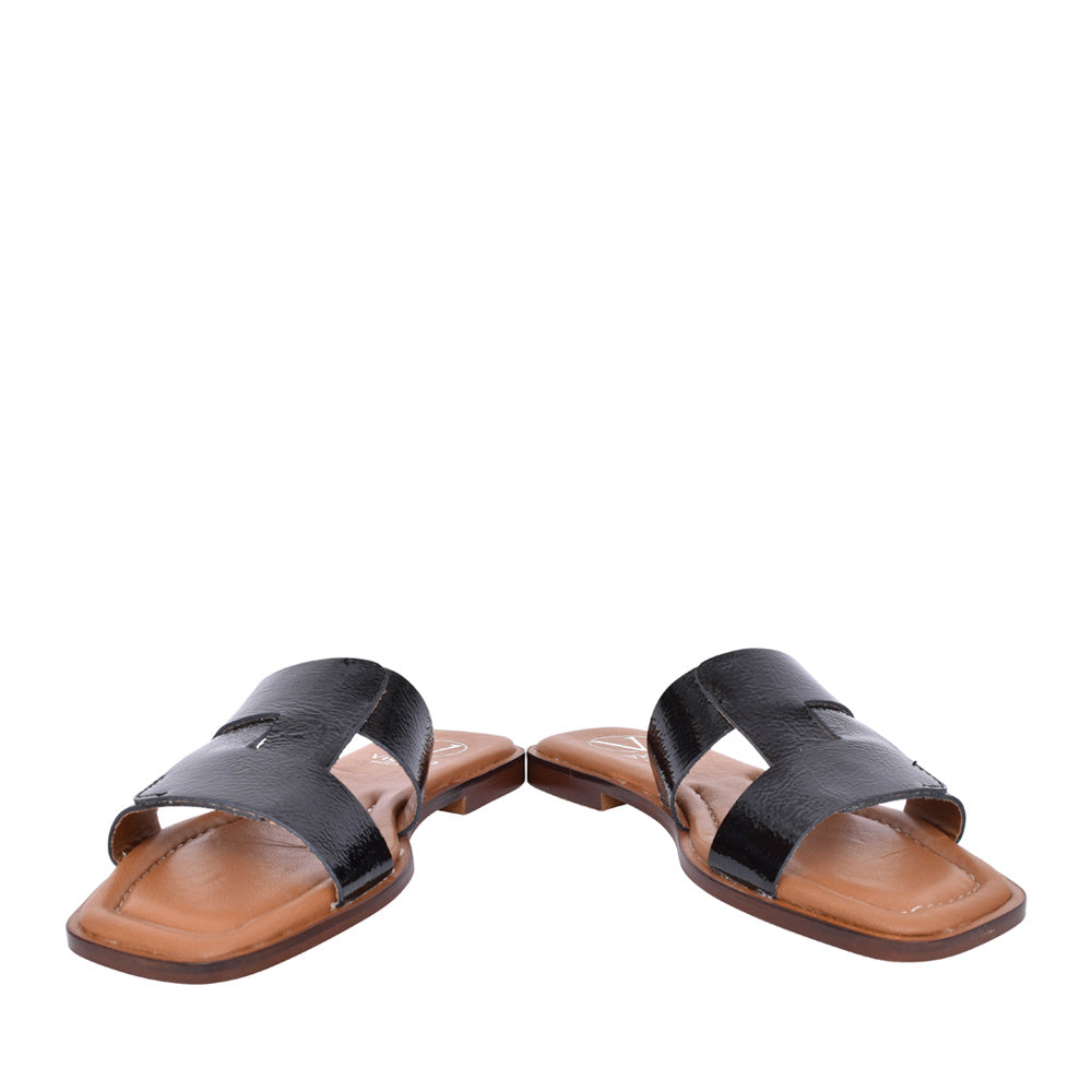 Ladies 2010 Mule In Black