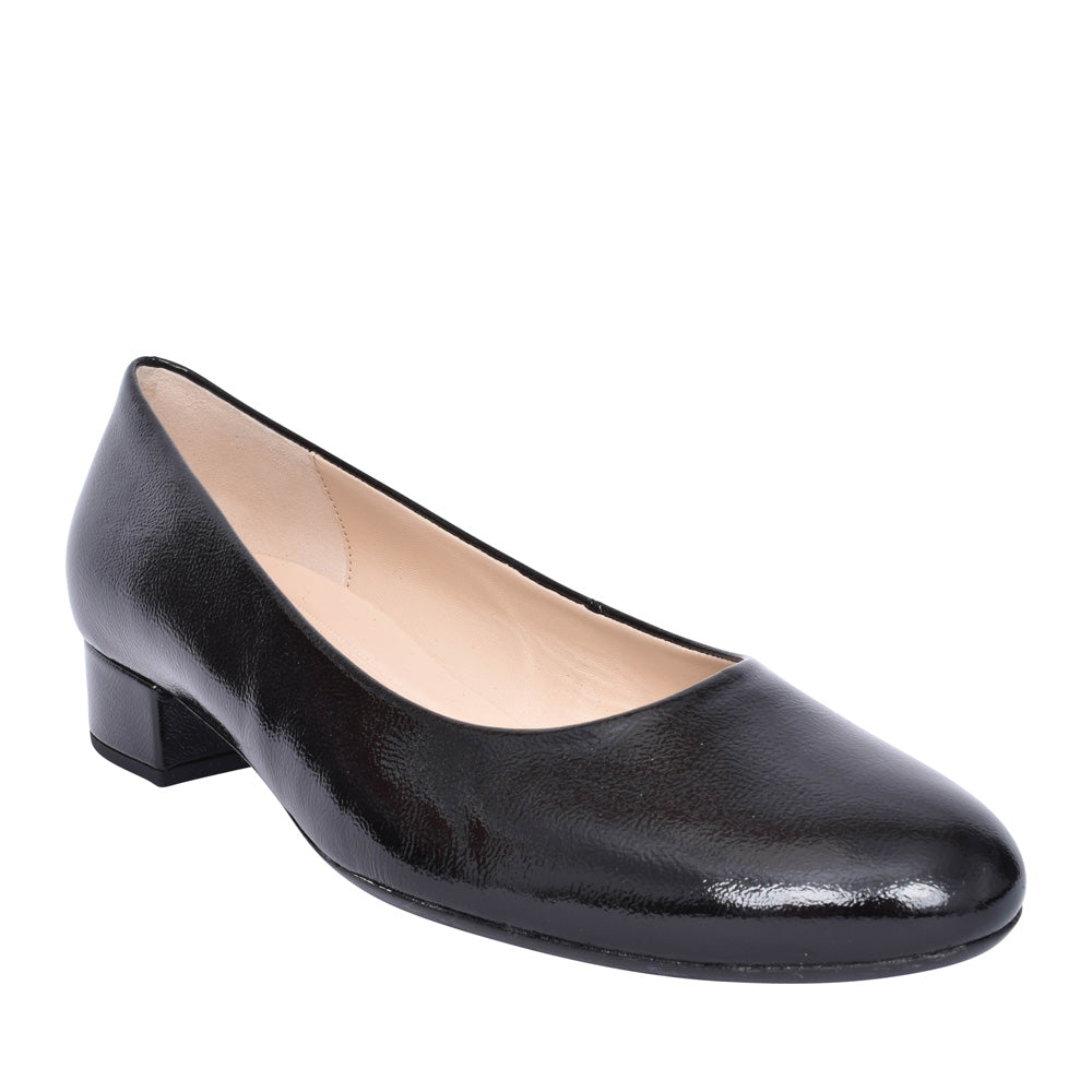 Ladies 41.320 Develop Low Heel Court Shoe In Black