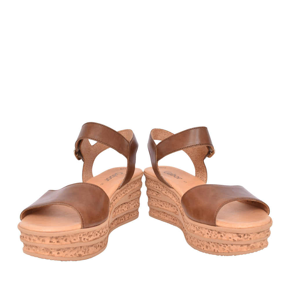 Ladies Twirl 44.651 Wedge Sandal In Camel
