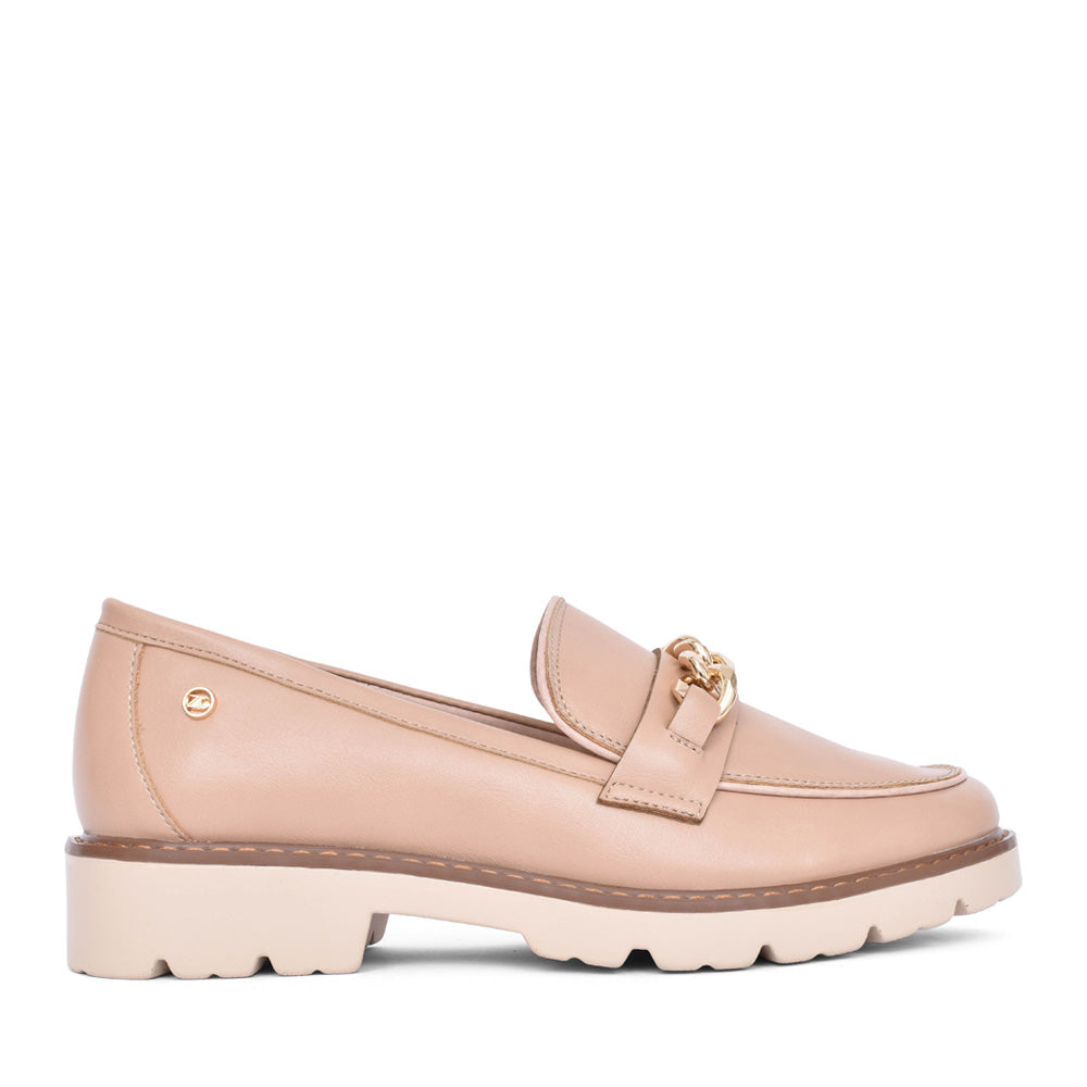 Ladies Daqia Loafer In Nude