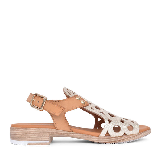 Ladies 9-654 Low Heel Sandal In Platino