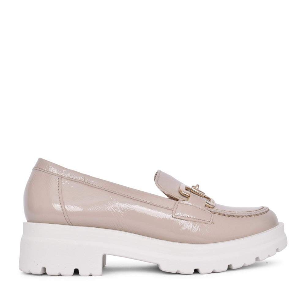 Ladies 5651 Loafer In Taupe