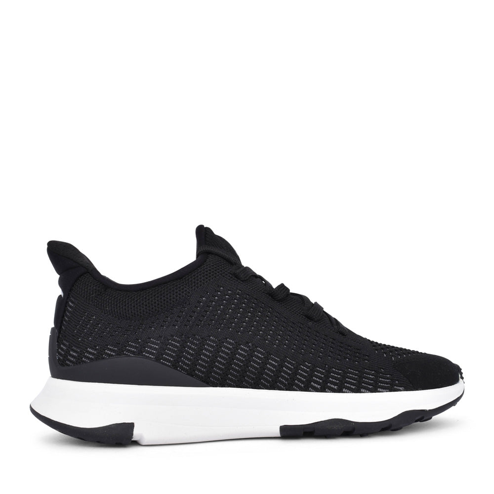 Ladies Gb7-231 Vitamin Laced Trainer In Black