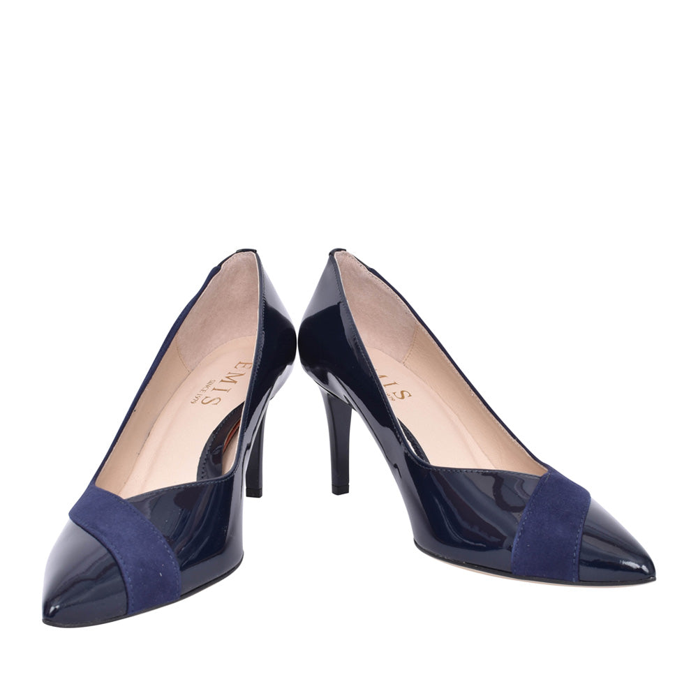 Ladies L8134 Medium Heel Court Shoe In Navy Patent