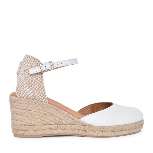 Ladies King Wedge Heel Shoe In White
