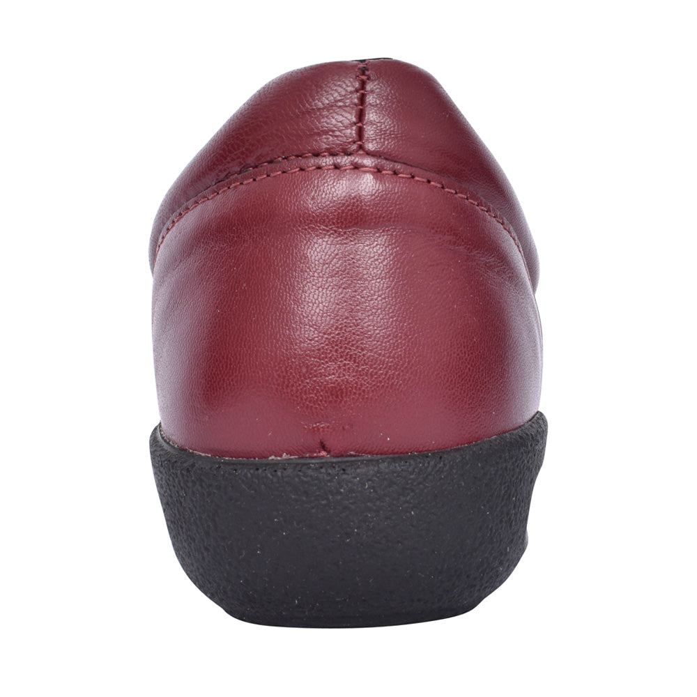 Ladies Lapland 2v Velcro Shoe In Red Berry