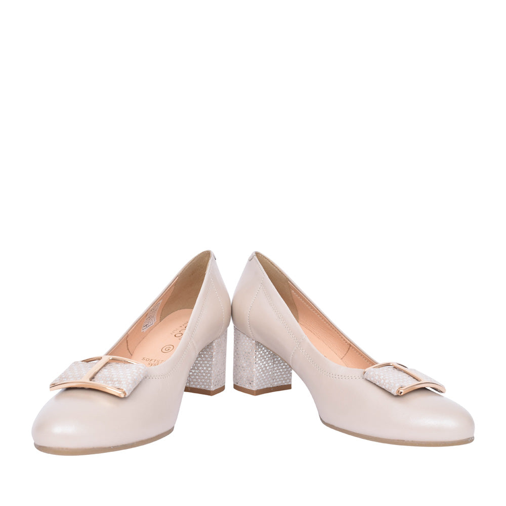 Ladies 5754 G-fit Medium Heel Court Shoe In Beige
