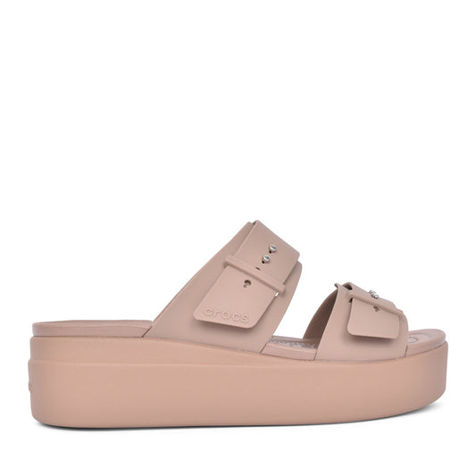 Ladies 207431 Brooklyn Buckle Low Wedge Sandal In Latte