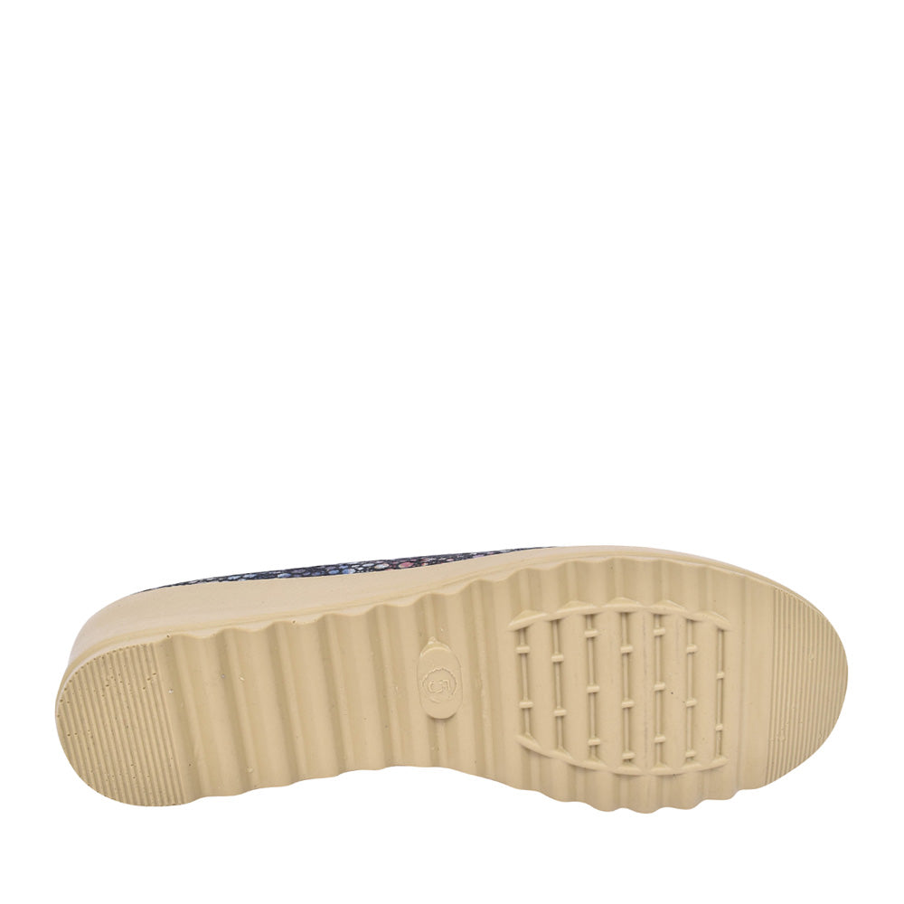 Ladies Shirley Wedge Shoe In Navy