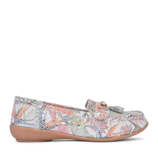 Ladies Rio Slip-on Shoe In White Multi