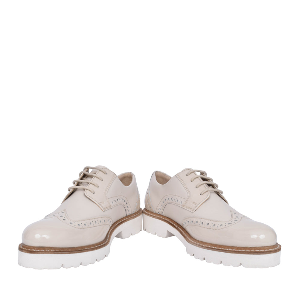 Ladies Kortney Laced Brogue In Off White