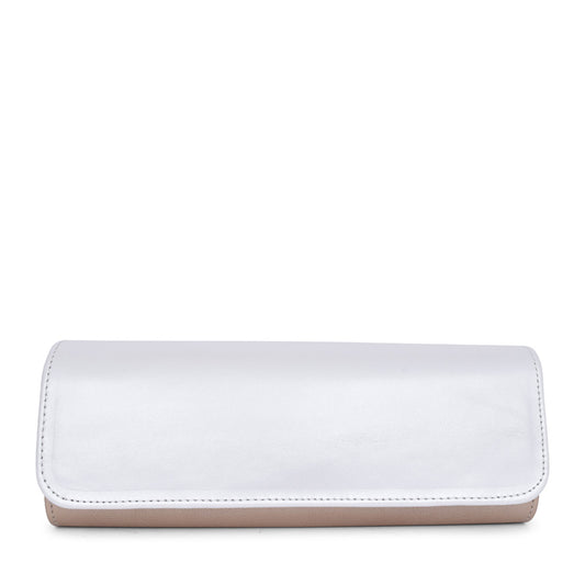 T20 Clutch Bag In White