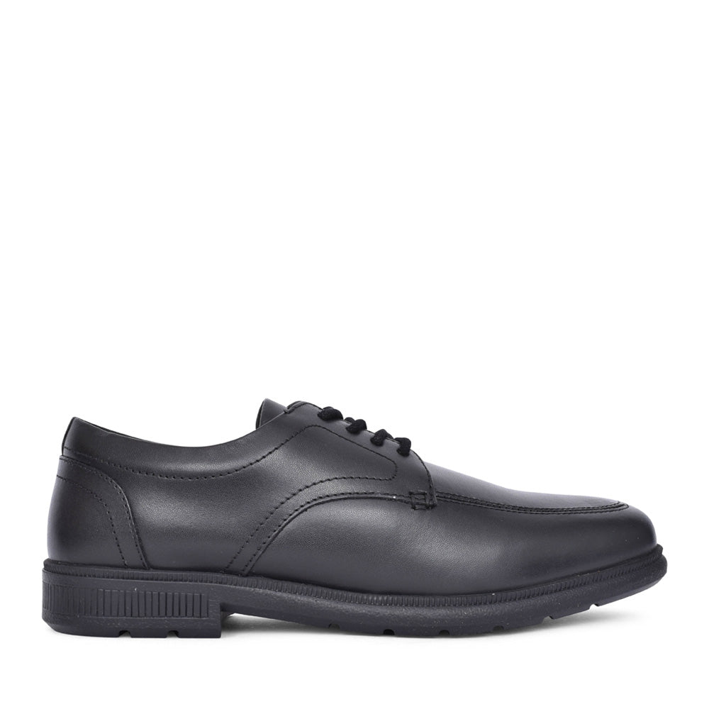 Boys Hornet Laced Shoe In Black