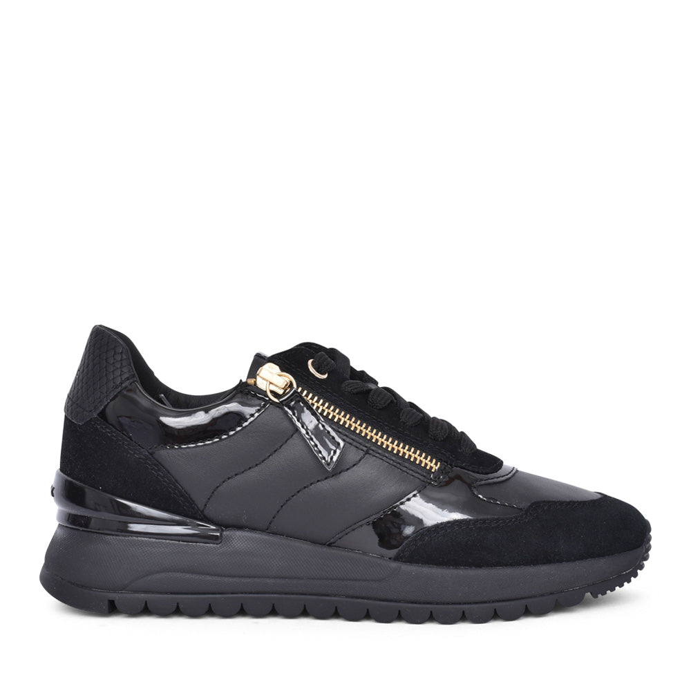 Ladies D4600a D Desya Laced Trainer In Black