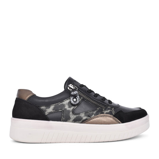 Ladies D0j04 Laced Trainer In Black Multi