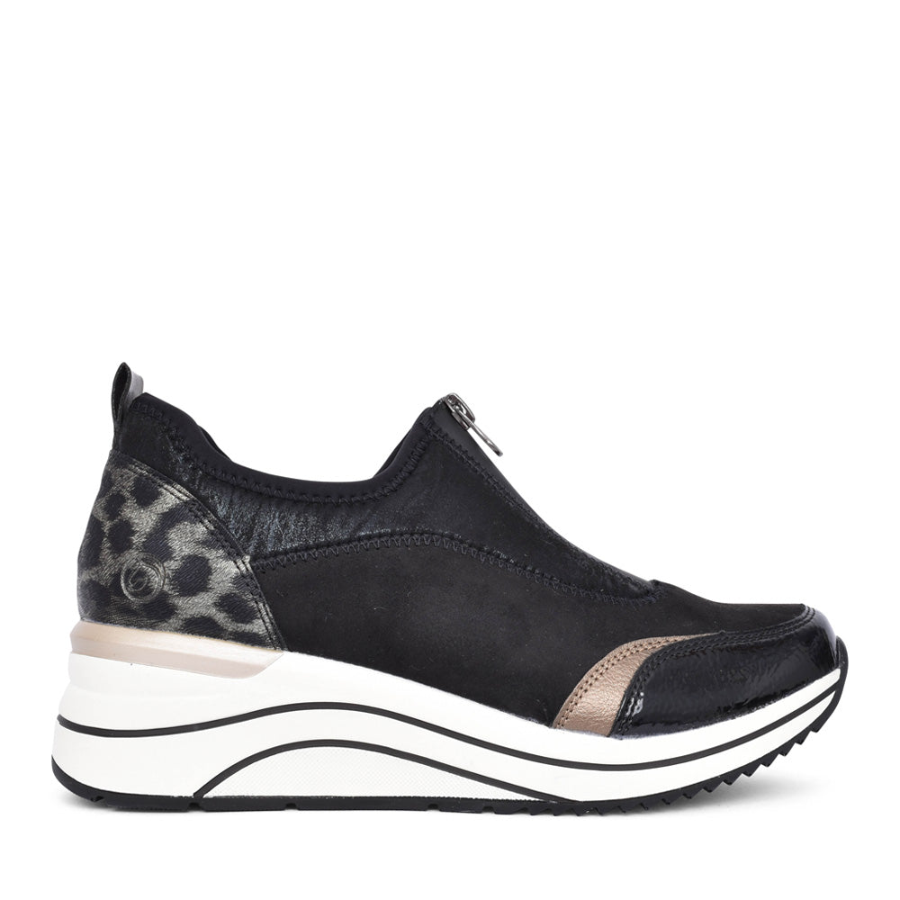 Ladies D0t08 Slip-on Trainer In Black