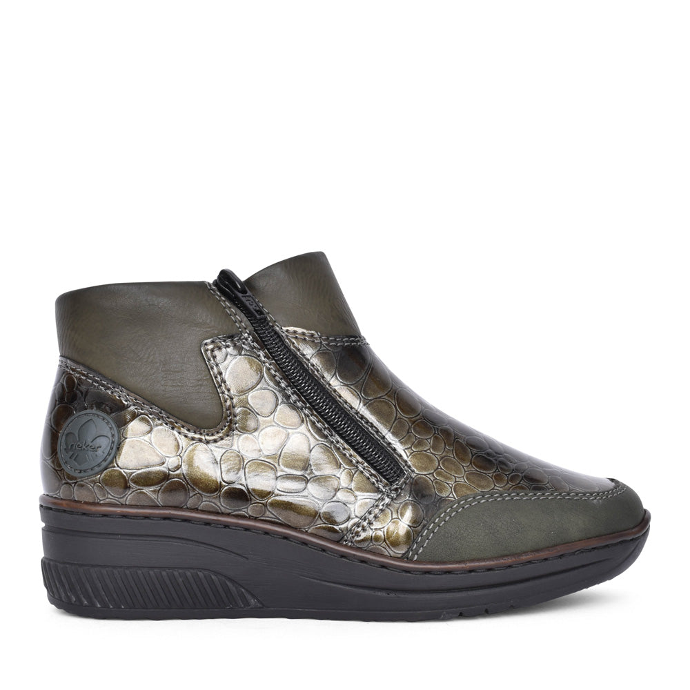 Ladies 48754 Ankle Boot In Green