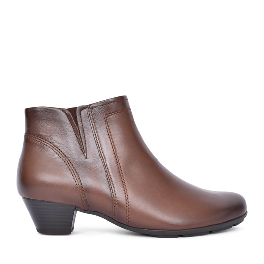 Ladies 55.638 Heritage Ankle Boot In Tan