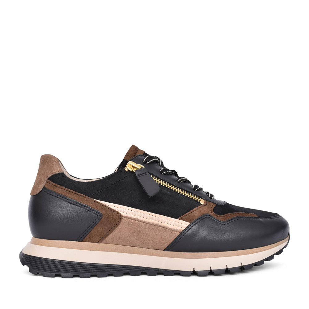 Ladies 56.378 Hollywell Laced Trainer In Black