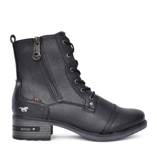 Ladies 1229513 Low Heel Laced Ankle Boot In Black