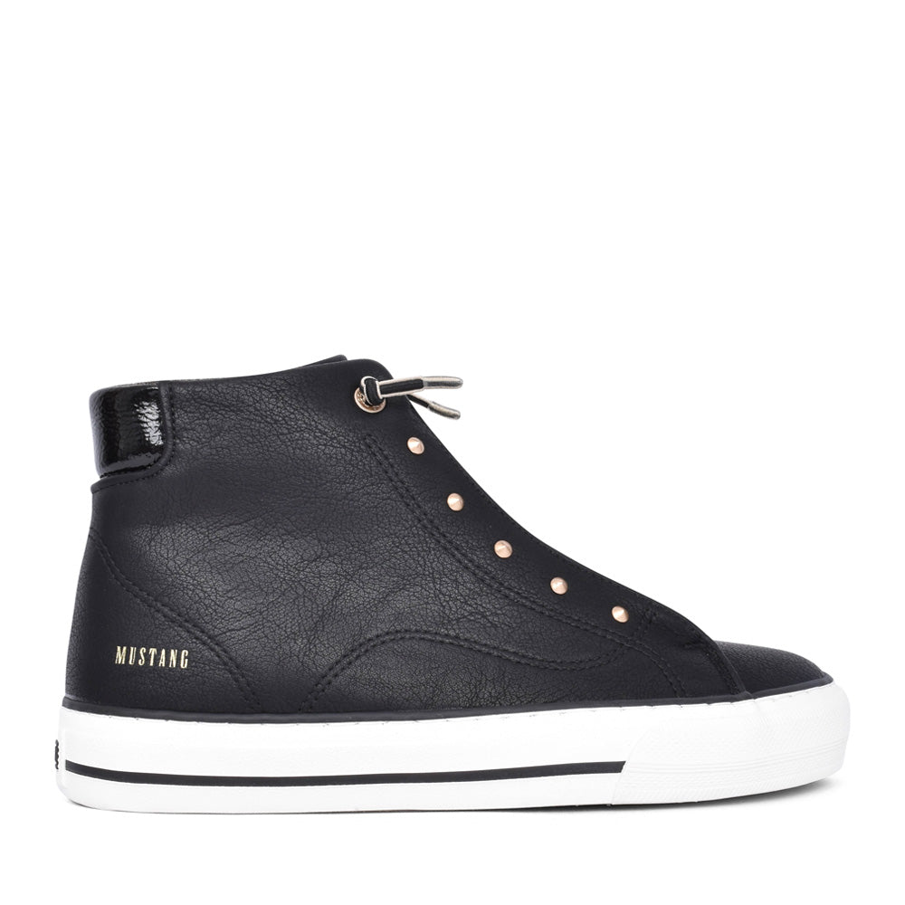 Ladies 1501501 Laced Ankle Boot In Black