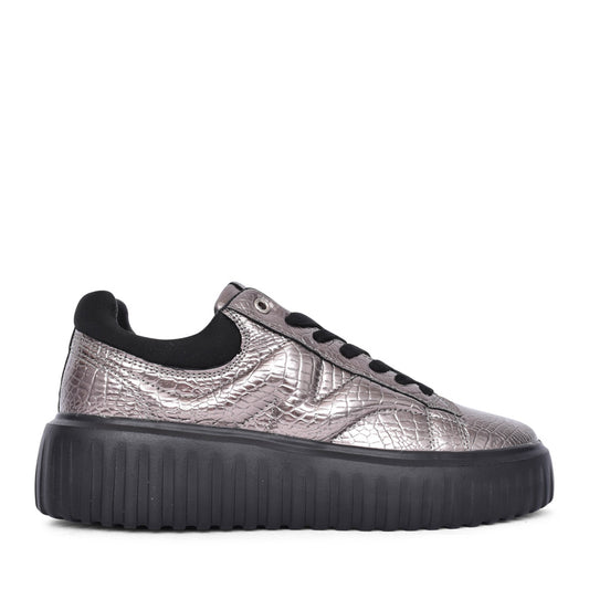 Ladies Racing In The Street Platform Trainer In Metallic 