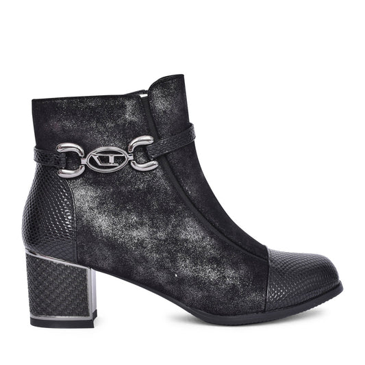 Ladies H213 Block Heel Ankle Boot In Black
