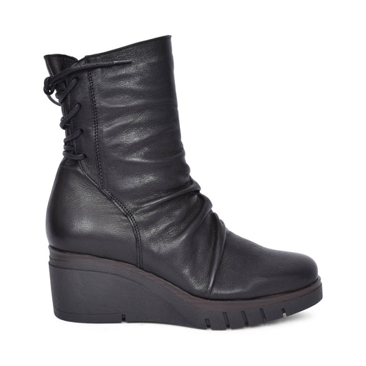 Ladies 10-1137 Wedge Ankle Boot In Black