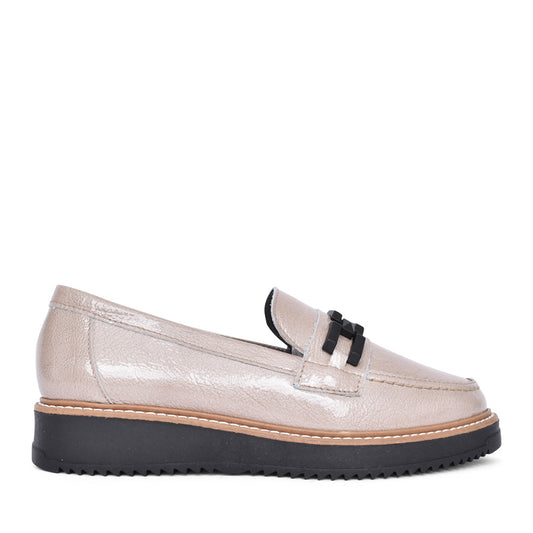 Ladies 10070 Loafer In Beige