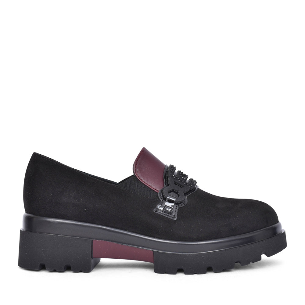 Ladies Olga Slip-on Shoe In Black