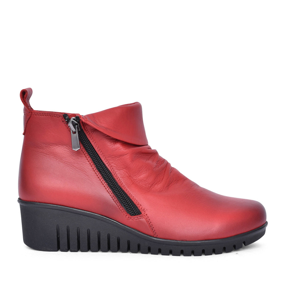 Ladies Cordelia Ulb299 Ankle Boot In Red