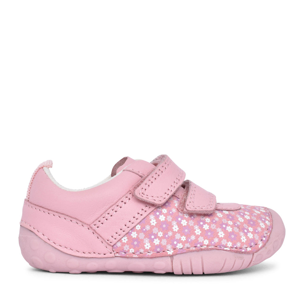 Girls Little Smile Sugar Pink Velcro Shoe In Kids F Fit