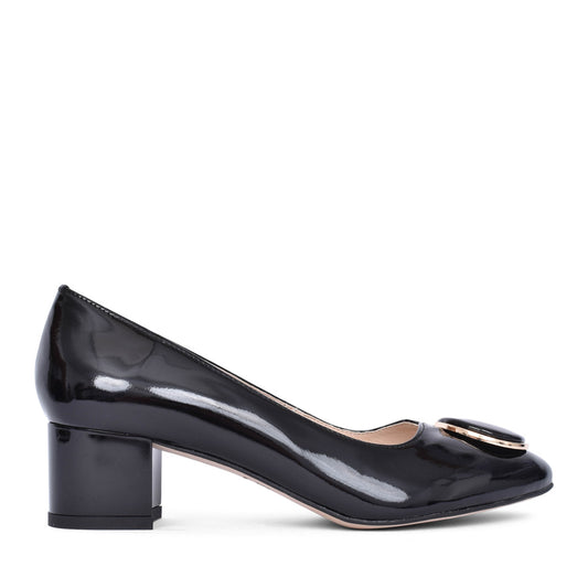Ladies 8338 Medium Heel Court Shoe In Blk Patent