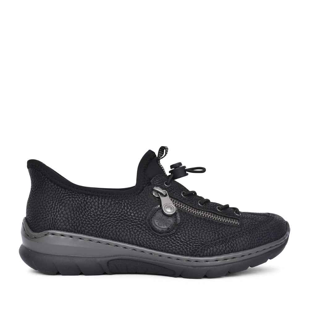 Ladies L32f1 Laced Trainer In Black