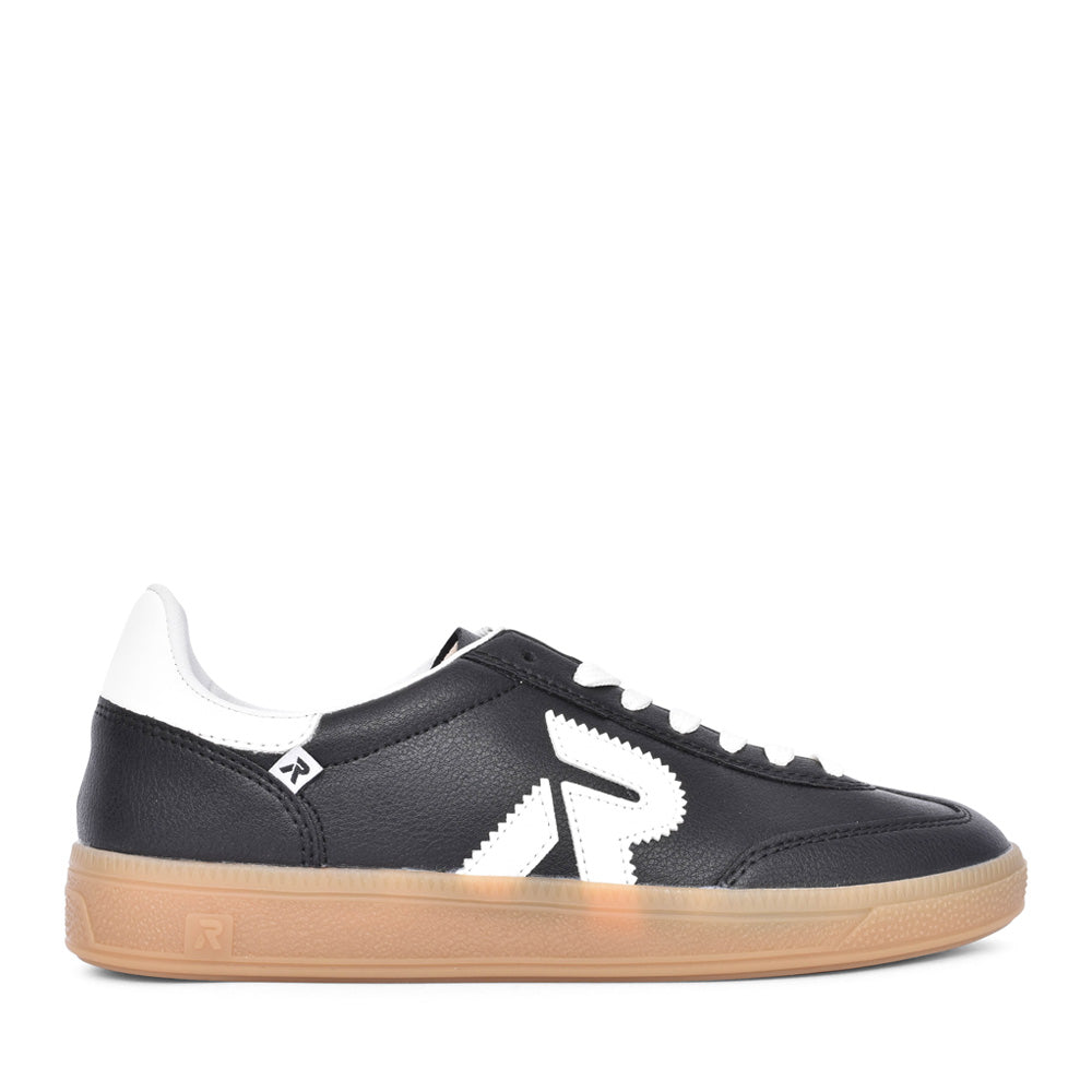 Ladies W2200 Laced Trainer In Black