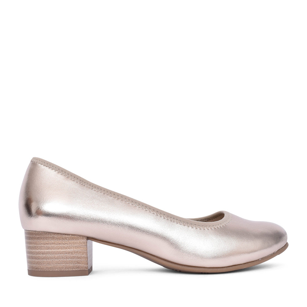 Ladies 8-22360 Low Heel Court Shoe In Champagne
