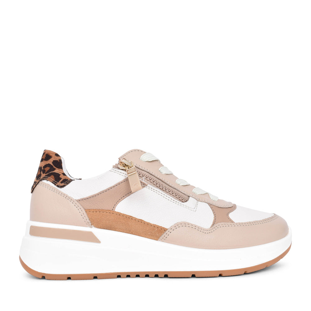 Ladies 12-57702 Garda Laced Trainer In Sand