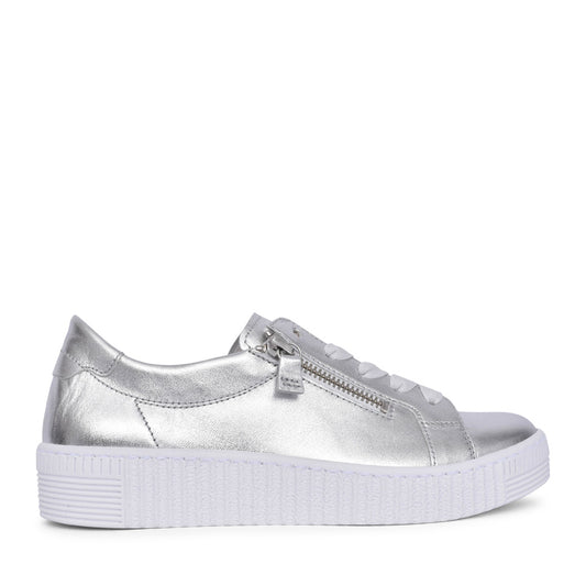 Ladies 63.334 Wisdom Laced Trainer In Silver