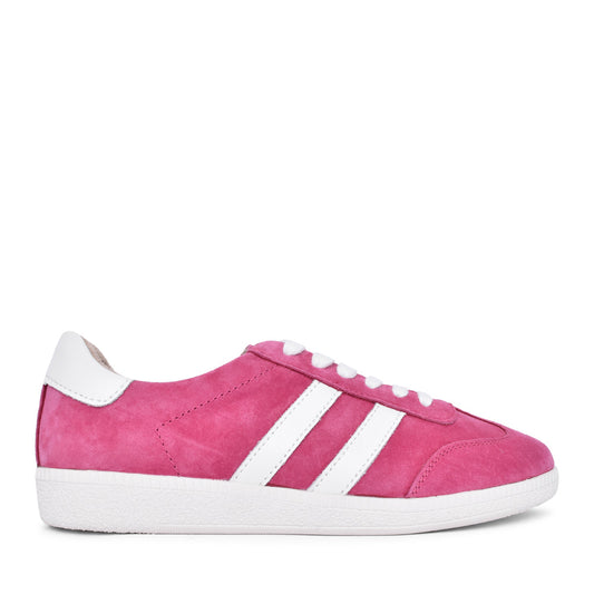 Ladies Fifty Three Laced Trainer In Taffy 