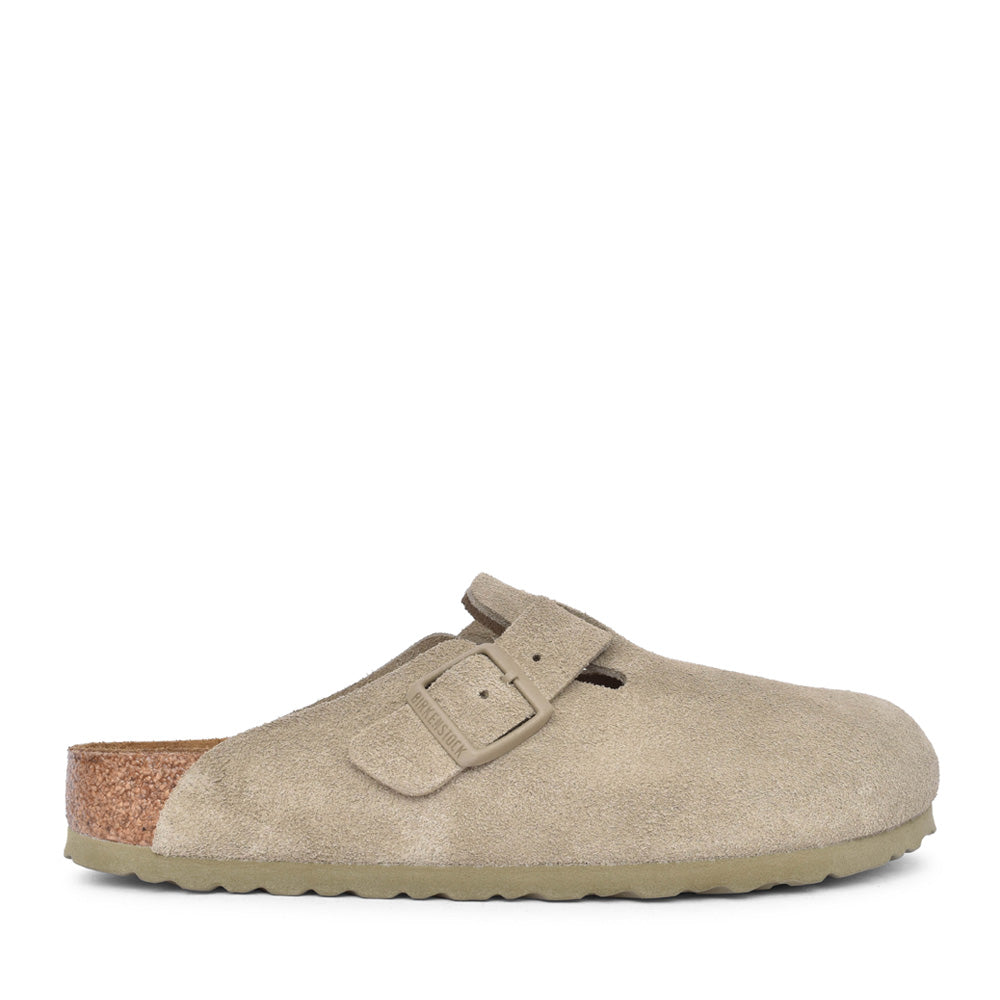 Mens 1025788 Boston Suede Leather Clog In Khaki