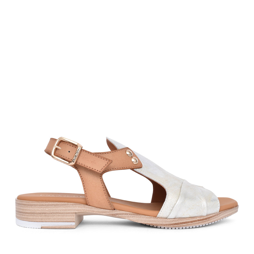 Ladies 9-725 Low Heel Sandal In Metallic