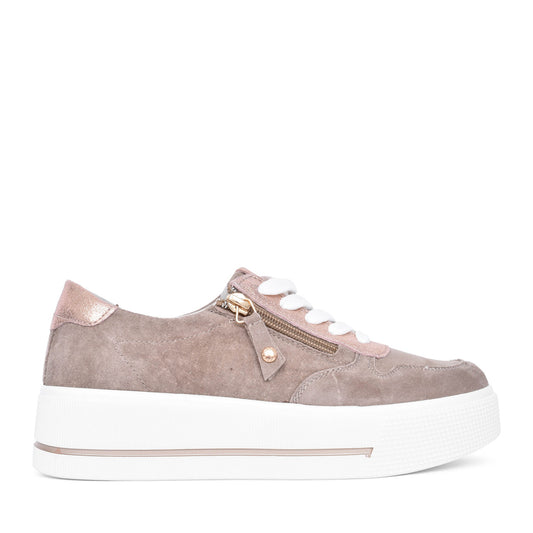 Ladies Corato Platform Trainer In Taupe