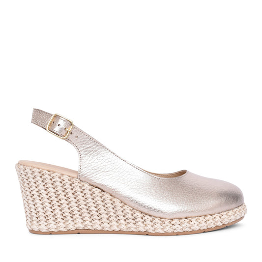Ladies 10635 Wedge Sling Back Shoe In Gold