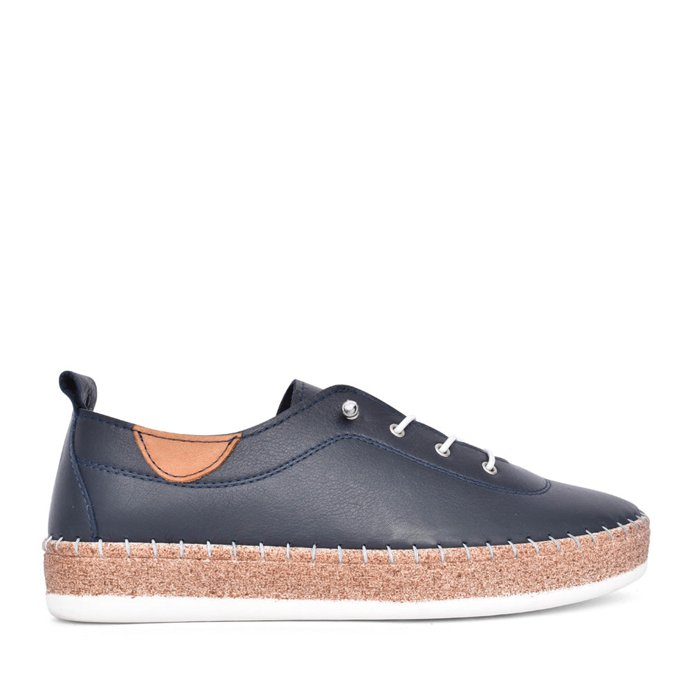 Ladies Evie Fle050 Laced Shoe In Navy