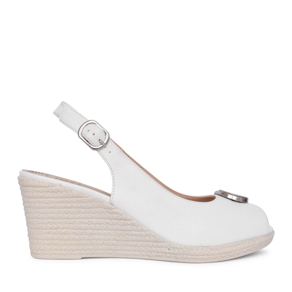 Ladies Duytrink Wedge Sandal In White